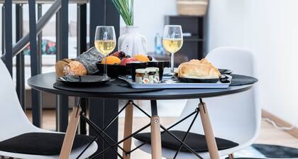 Luxury house with exterior - 25 min from Paris