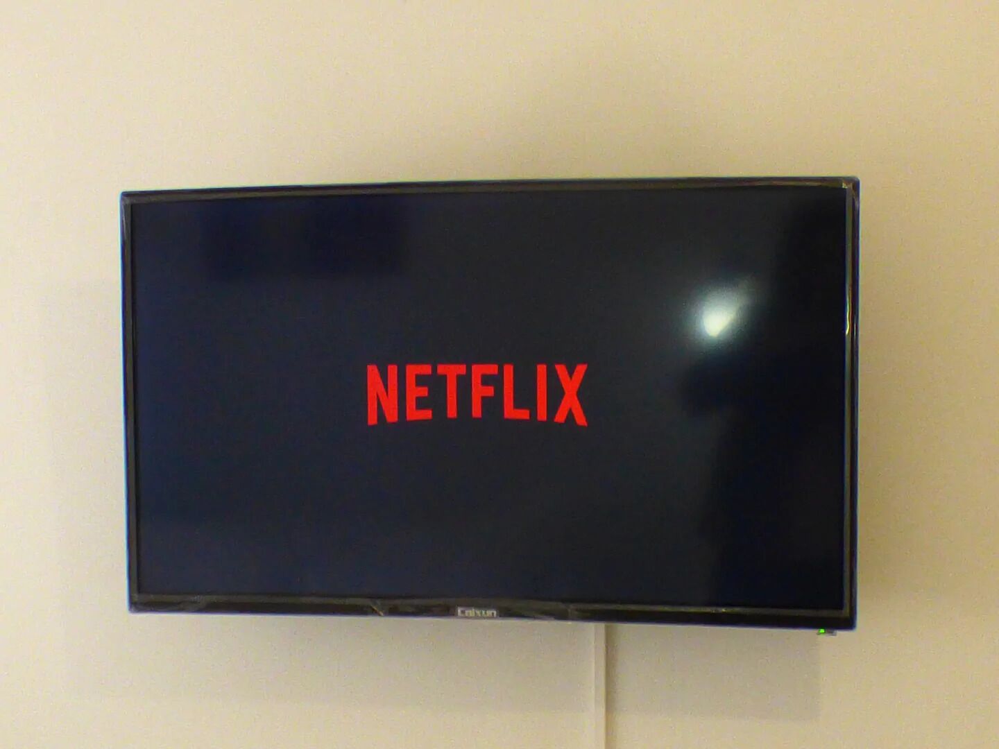 STADIUM-HOUSE  FOR UP TO 21 PEOPLE 5 MINS METRO