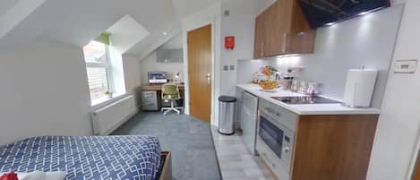 1 chambre, bureau, accĂšs au Wi-Fi (inclus), literie fournie