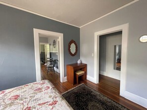 1 Schlafzimmer, Schreibtisch, Bügeleisen/Bügelbrett, kostenloses WLAN