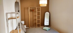 4 間睡房、書桌、熨斗/熨衫板、免費 Wi-Fi