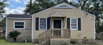 New AGAIN May 9th - Cozy pet-friendly home sleeps 6