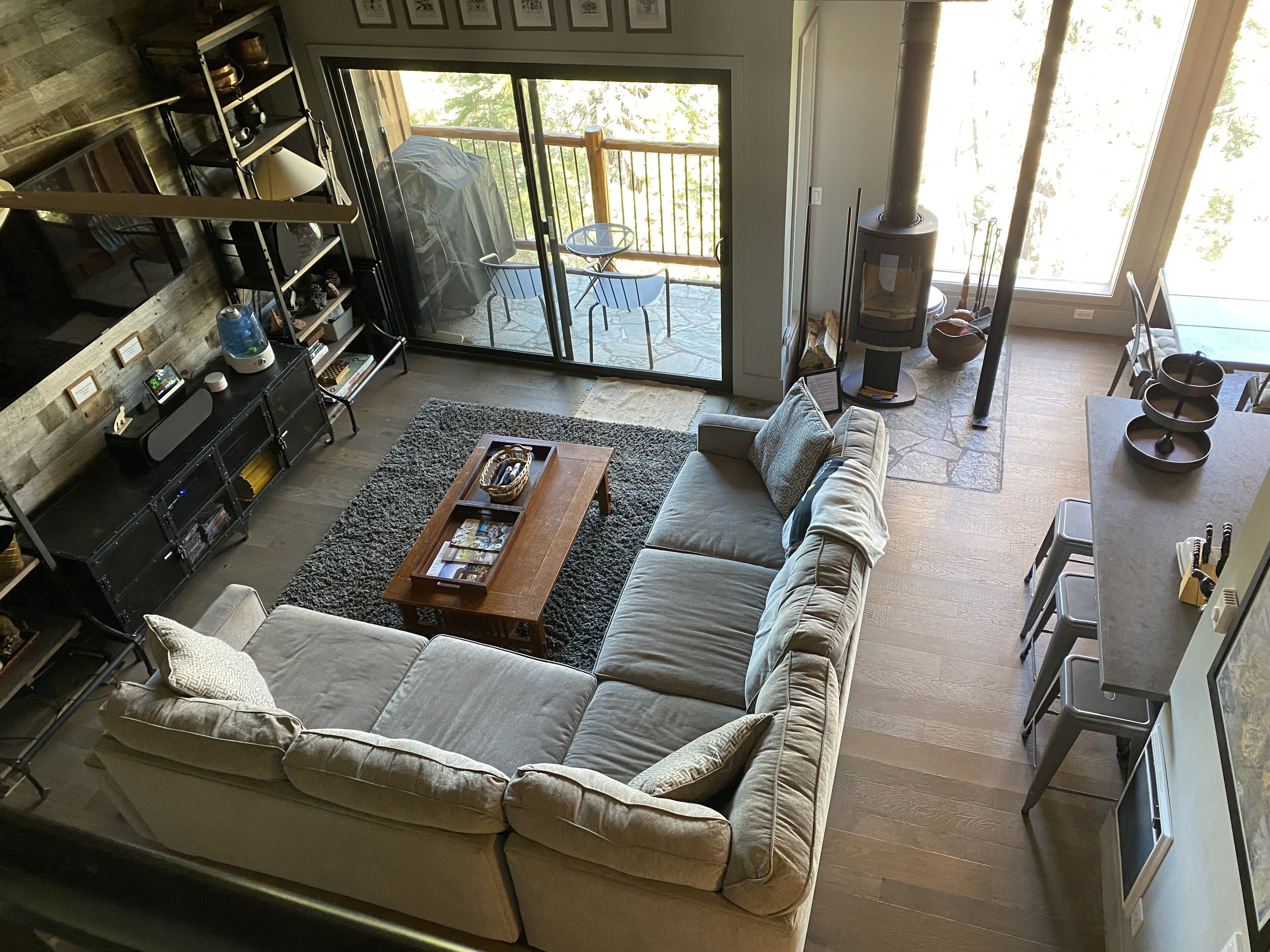 Remodeled Ski In Out Hiking & Biking 