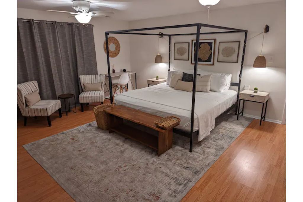 Pure Salt Villa. Lux. Pet Friendly. Guest Suite.