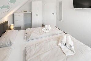 2 Schlafzimmer, Bügeleisen/Bügelbrett, WLAN
