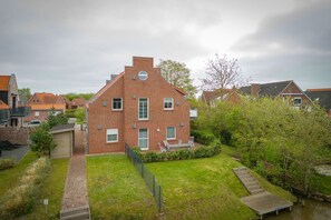 Exterior - Sielresidenz - 85sqm vacation apartment for 4 people with fireplace, heated cabin & balcony (Krummhoern)