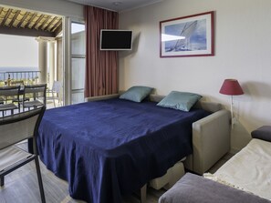 2 Schlafzimmer, Reisekinderbett, WLAN, Bettwäsche