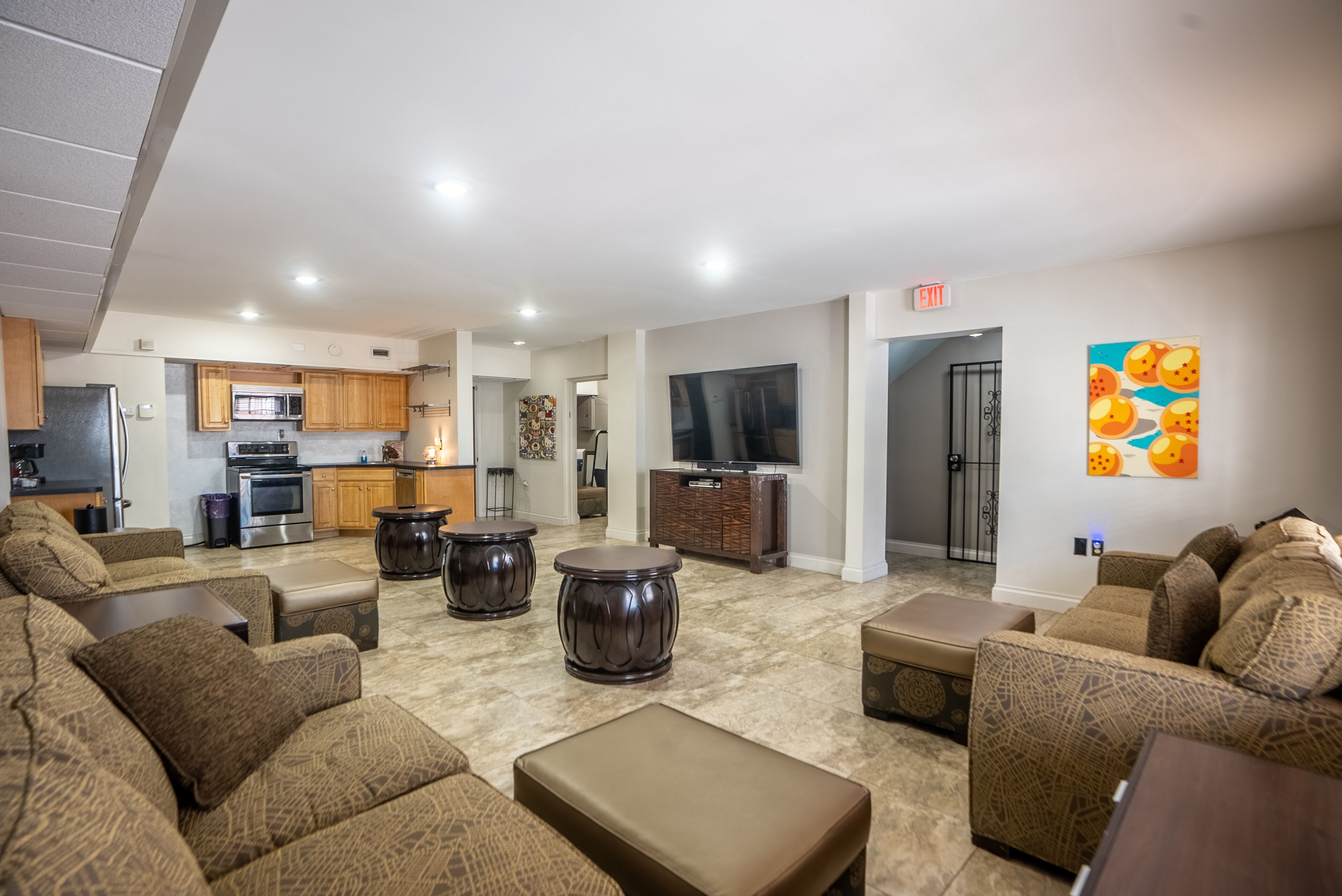 ☆Spacious & Unique☆ Luxury Estate in ♥ of Downtown