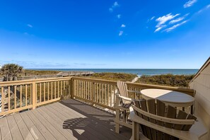 Property grounds - Oceanfront condo with spectacular ocean view, beach access & deck (North Myrtle Beach)