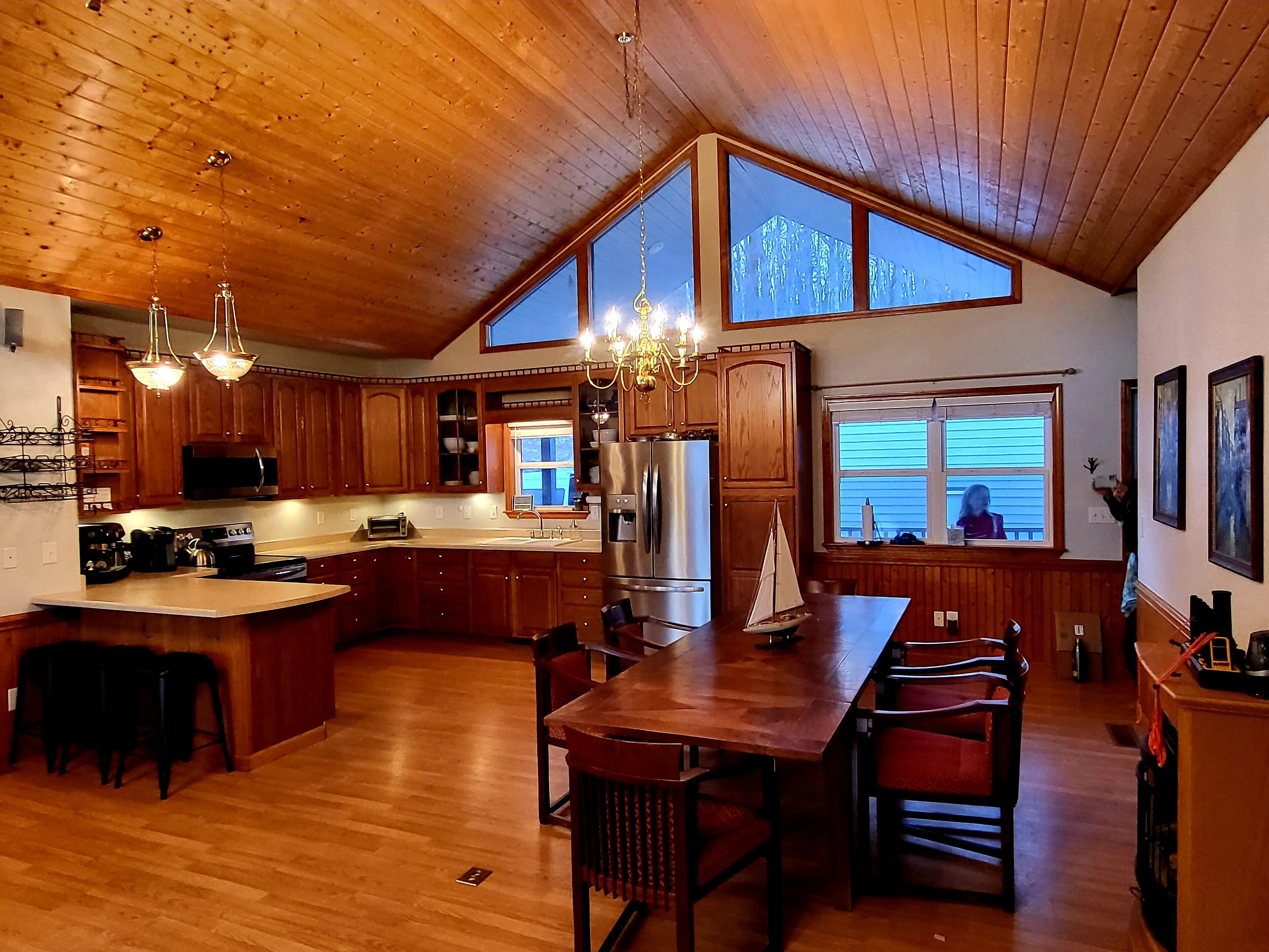 40+ acres of Breathtaking views 6 minutes to Bryson City and smoky mountain RR