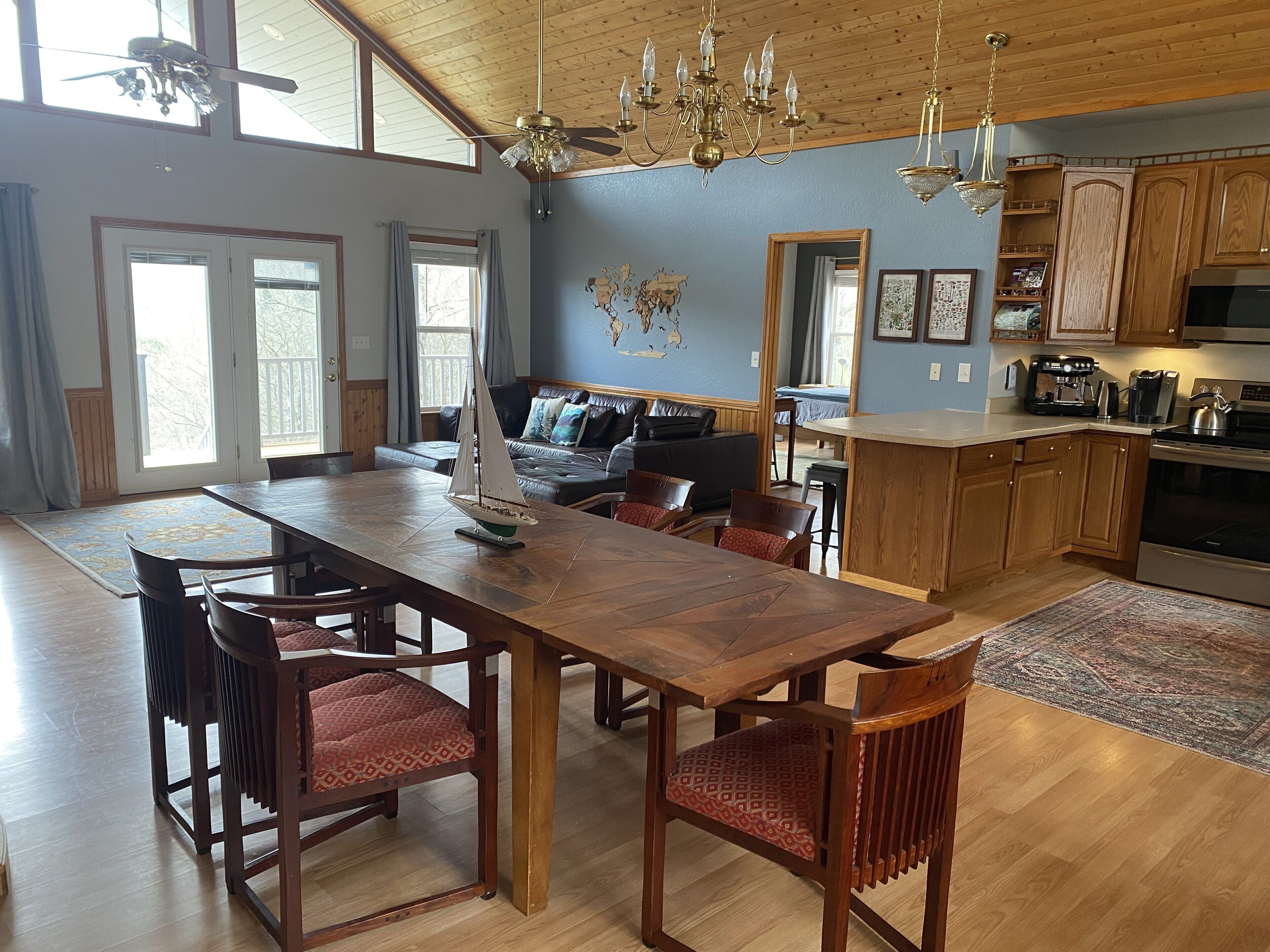 40+ acres of Breathtaking views 6 minutes to Bryson City and smoky mountain RR