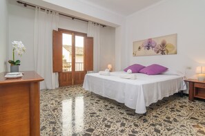 3 habitaciones, tabla de planchar con plancha y wifi gratis 