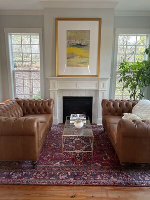 Smart TV, fireplace, printers