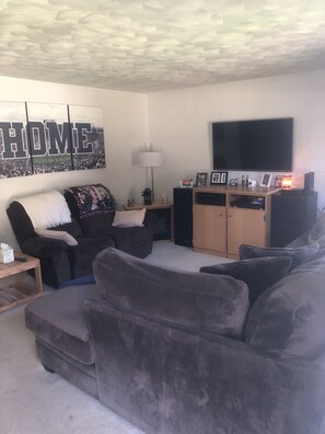 Smart TV - Your Penn State Destination (State College)