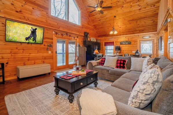 Smart TV, chimenea y videojuegos 