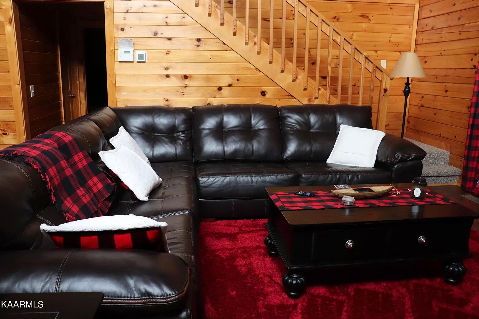 First Time on Market!!! Family Friendly, Mountain Views and close to attractions