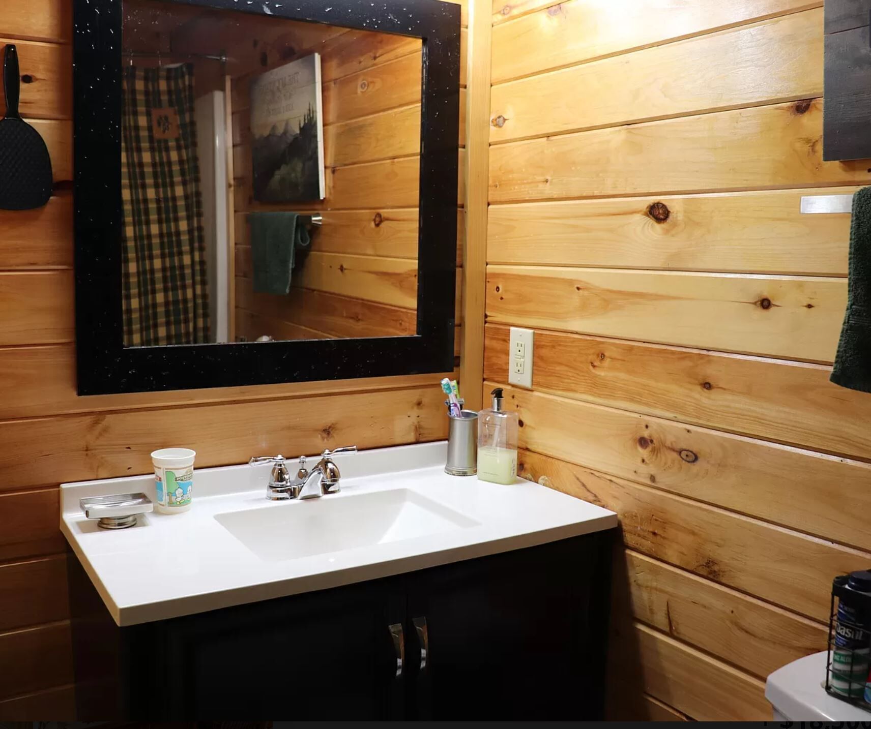 First Time on Market!!! Family Friendly, Mountain Views and close to attractions