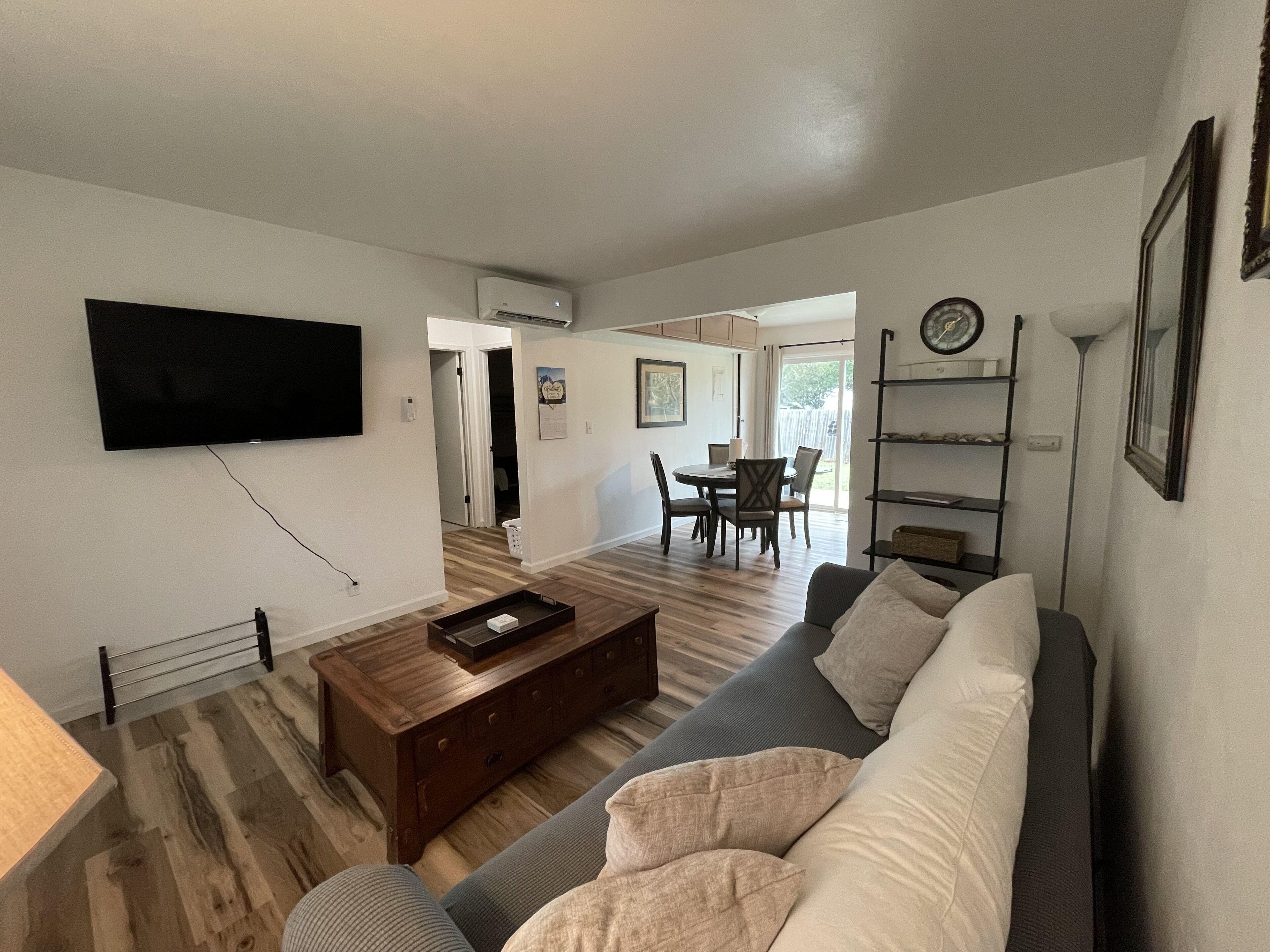 Newly Remodeled 2 Bedroom in Quiet town