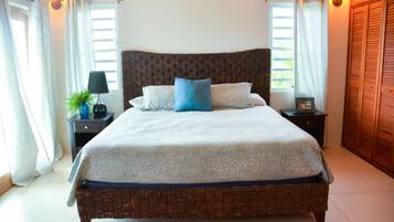 3 dormitorios, escritorio, tabla de planchar con plancha y wifi gratis