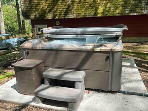 Bain à remous extérieur