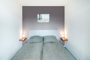 1 dormitorio, tabla de planchar con plancha, wifi gratis y ropa de cama