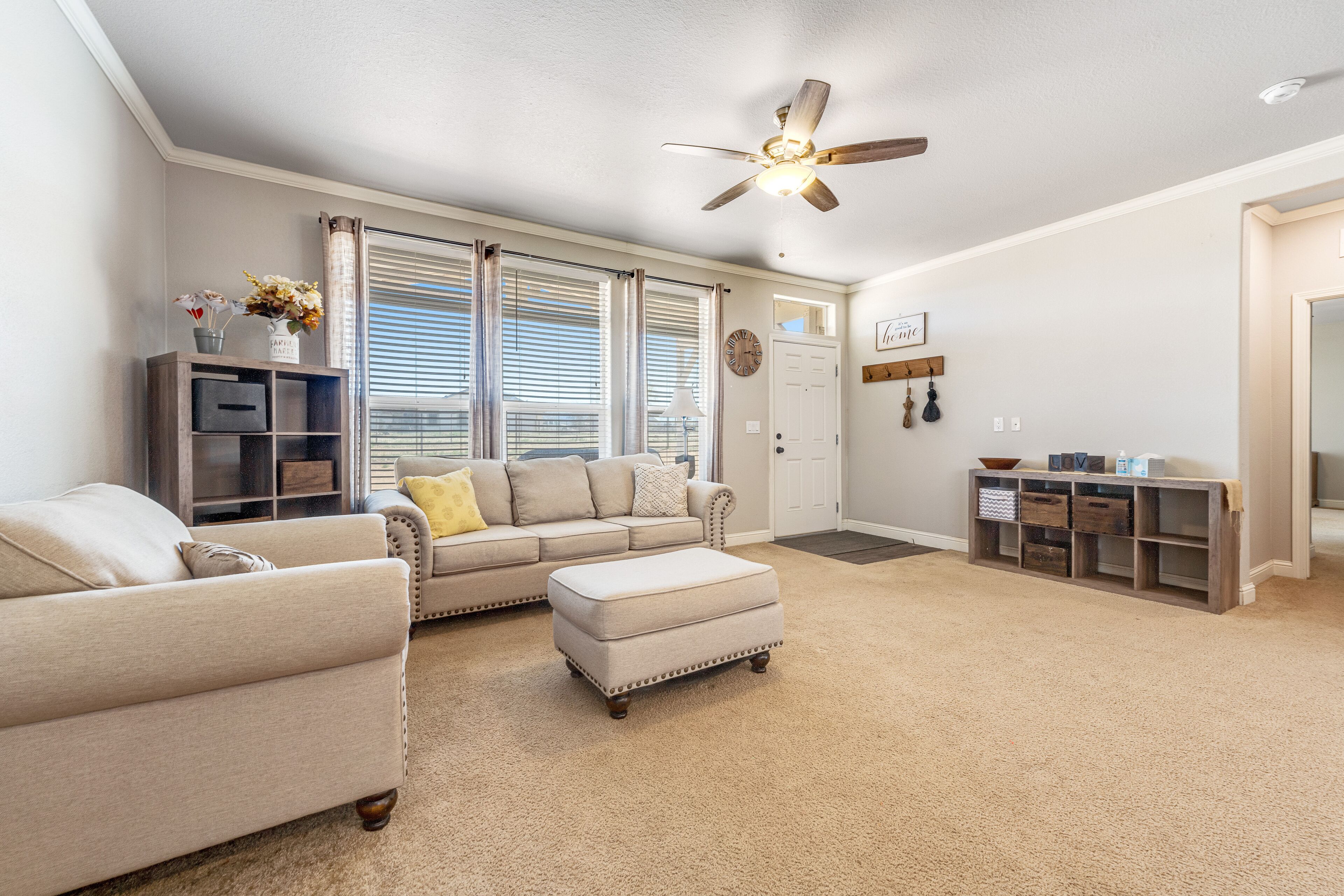 Private group retreat near Sedona with playground, fast WiFi, fenced yard & deck