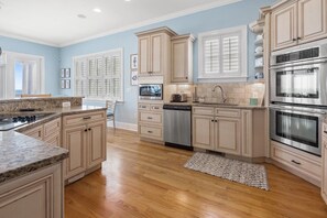 Fridge, microwave, oven, stovetop - Wicker Cottage, 7 Bedroom Oceanfront Luxury Home with Private Pool (North Myrtle Beach)