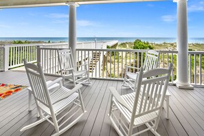 Property grounds - Wicker Cottage, 7 Bedroom Oceanfront Luxury Home with Private Pool (North Myrtle Beach)