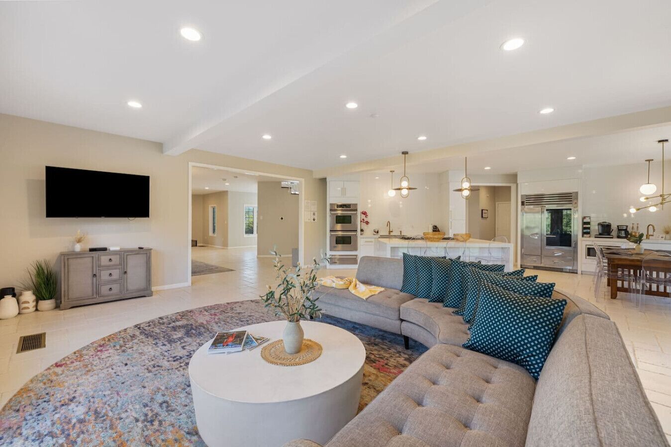 智能電視、電子遊戲、DVD 播放機、足球機