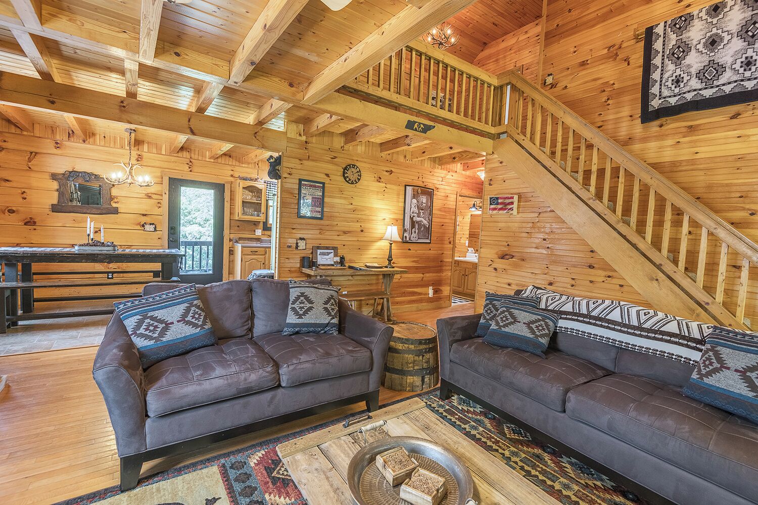 East Tennessee Woodsy Cabin Near Cherokee Lake