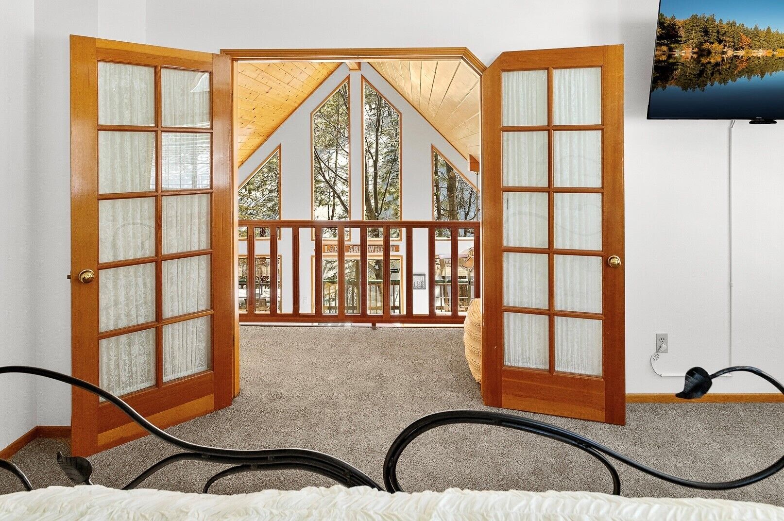 LAKE ACCESS!!  Huge Wall of Windows with Forest Views!