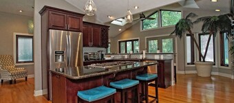 Your own suburban oasis on Cleveland's West Side