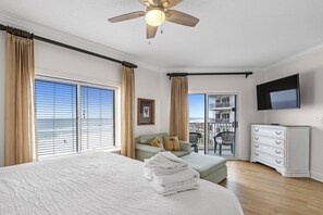 3 bedrooms, iron/ironing board, internet, bed sheets