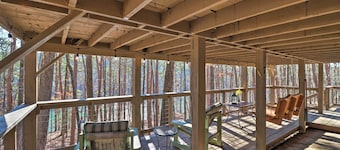 Scenic Greers Ferry Cabin w/ Deck + Fire Pit!