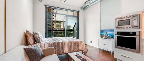 1 bedroom, iron/ironing board, free WiFi, bed sheets