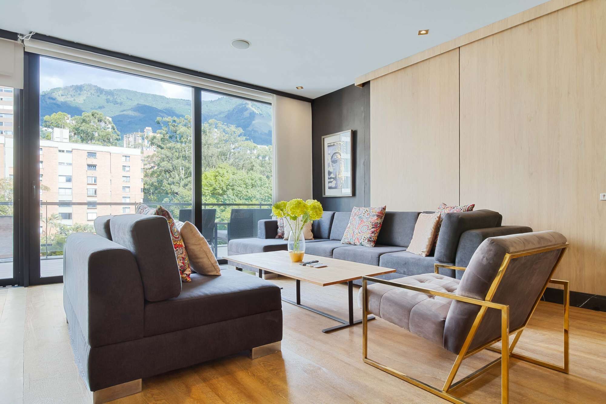 ONE BEDROOM HUGE BALCONY IN ENERGY ROOF POOL