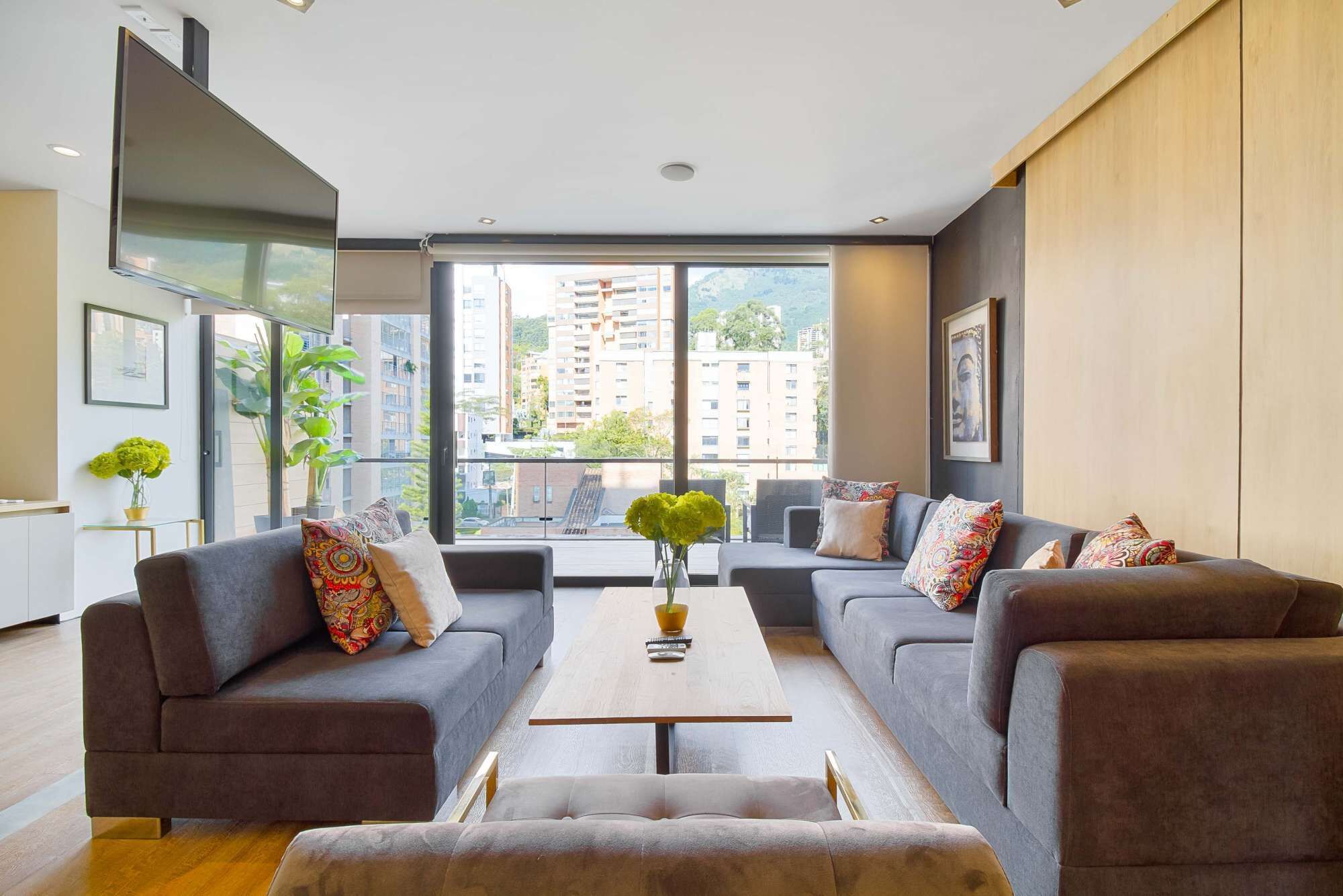 ONE BEDROOM HUGE BALCONY IN ENERGY ROOF POOL