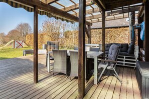 Outdoor dining - Ferienwohnung in Monschau-Höfen mit eigenem Garten (Monschau - Höfen)