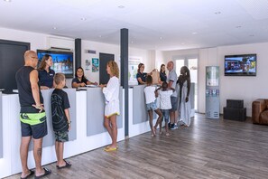 Lobby - Cozy beach House in Les Tamaris (Portiragnes)
