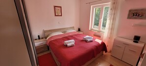 2 chambres, Wi-Fi, draps fournis