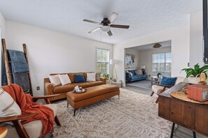 Smart TV, video games