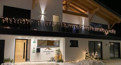 GipfelglĂŒck - Living Mountain Tannheim