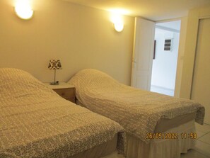 2 Schlafzimmer, Bügeleisen/Bügelbrett, Reisekinderbett, kostenloses WLAN