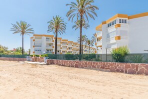 Property grounds - Apartment 'B22 Vistas al mar desde la terraza' close to the Beach with Shared Pool & Wi-Fi (Denia)