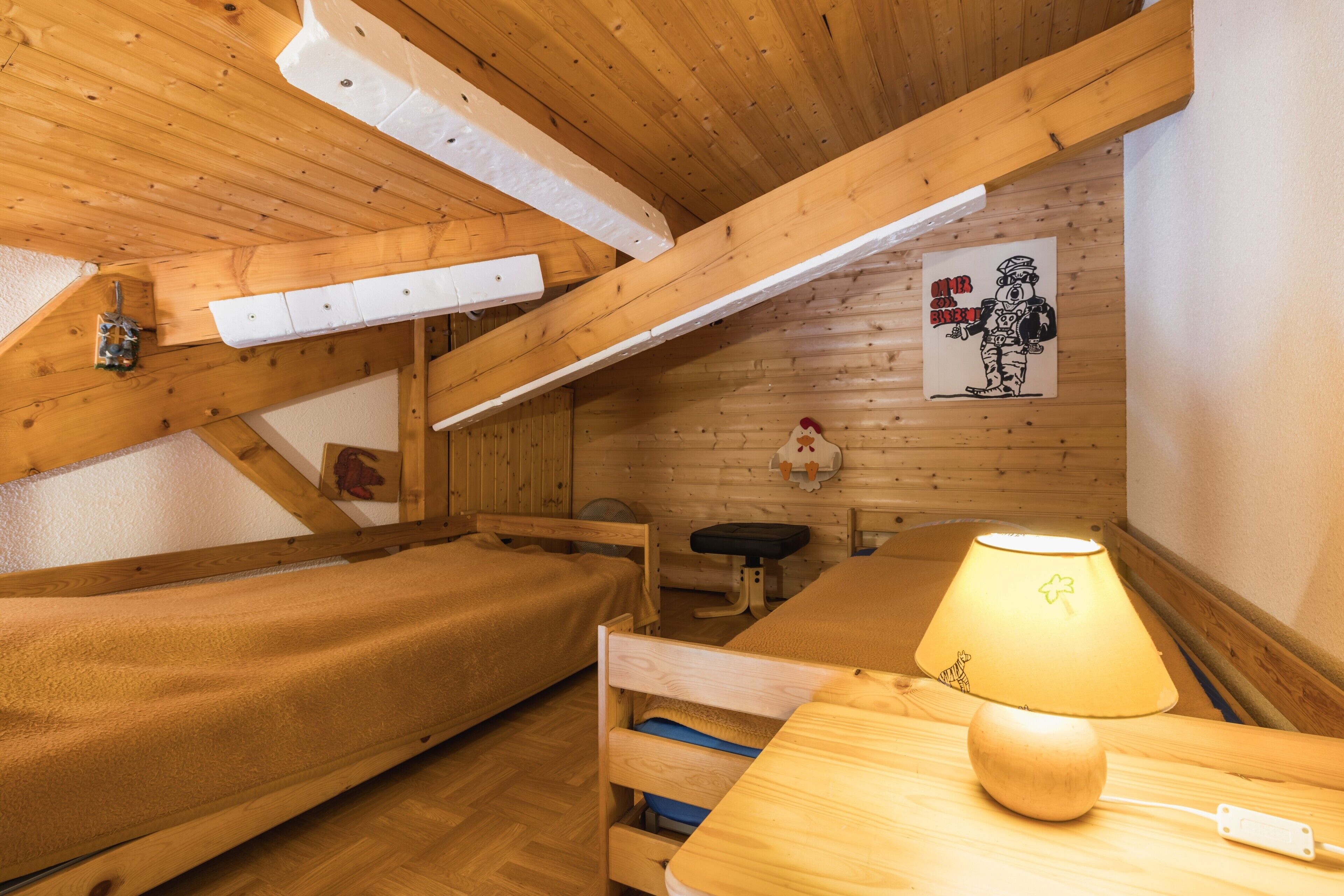 3 dormitorios, tabla de planchar con plancha, wifi gratis y ropa de cama