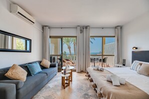 1 bedroom, iron/ironing board, free WiFi, bed sheets - Front Line Beach Studio Apartment with Sea View, Pool, Garden & Wi-Fi (Marbella)