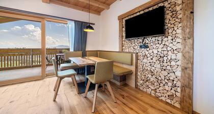 Ferienwohnung 'Haughof - Lärchenweide' mit Bergblick, WLAN & Balkon