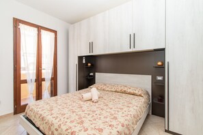 1 bedroom, iron/ironing board, free WiFi, bed sheets - Apartment "Toderix" with Sea View, Balcony, Terrace and Wi-Fi (Castelsardo lubagnu)