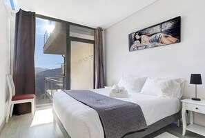 2 chambres, fer et planche à repasser, Wi-Fi gratuit, draps fournis