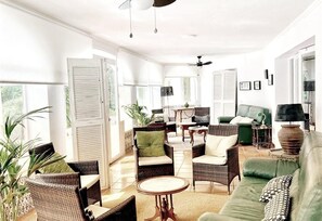 TV, fireplace - Casa Harriet with Pool, Terrace and WiFi (Mijas Pueblo)